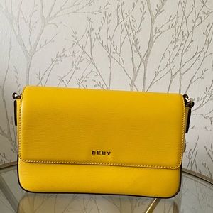 DKNY Bryant Crossbody Bag